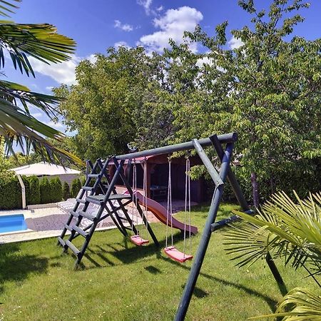 Villa Semy Pazin Exterior photo