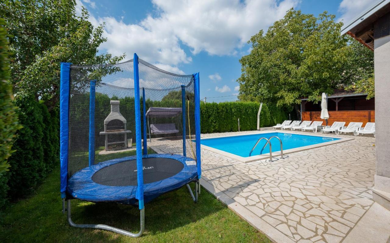 Villa Semy Pazin Exterior photo