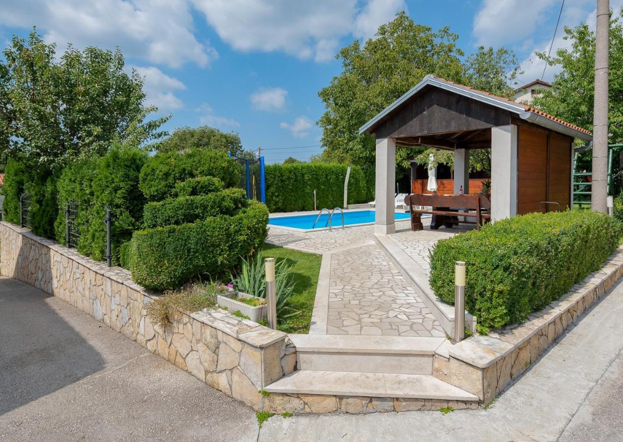 Villa Semy Pazin Exterior photo