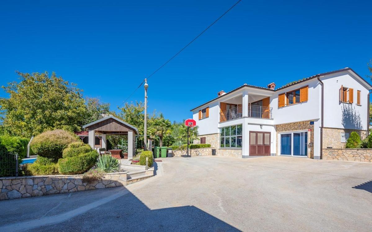 Villa Semy Pazin Exterior photo